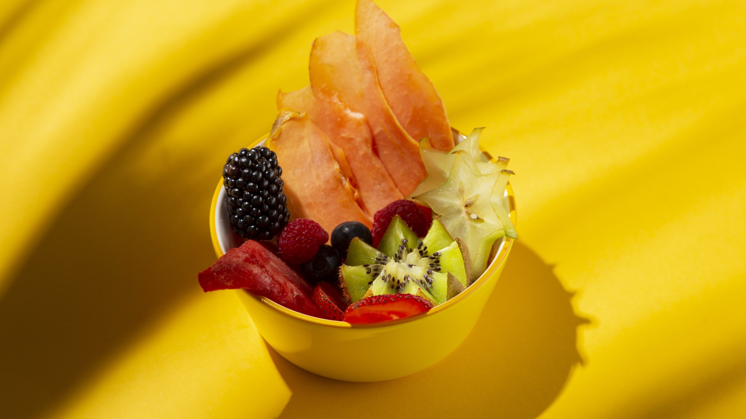 composizione-di-deliziosi-frutti-esotici (1)